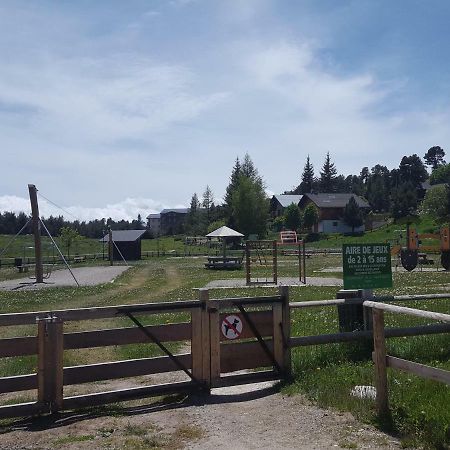 Apart T2 Pied Pistes Pyrenees 2000 Recemment Renove Wifi Bolquere Pyrenees 2000 Exterior foto